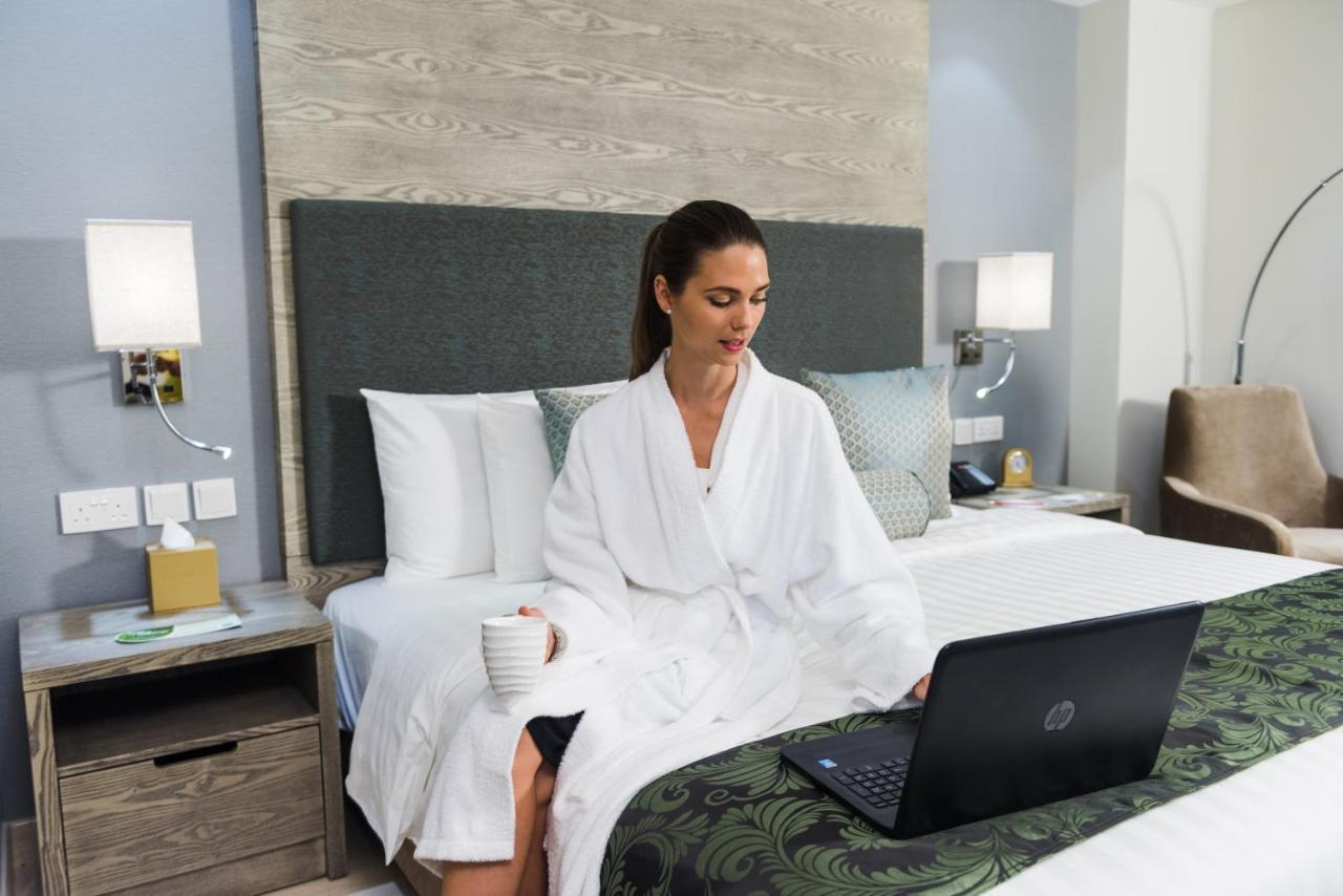 Centara Muscat Hotel Oman Εξωτερικό φωτογραφία